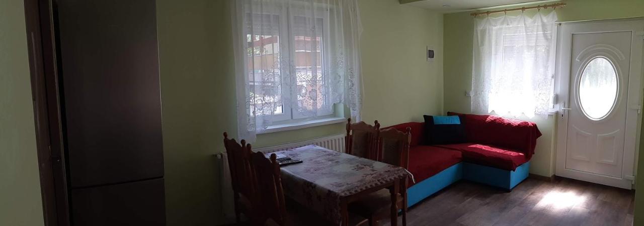 Rózsa Apartment Hajdúszoboszló Exterior foto