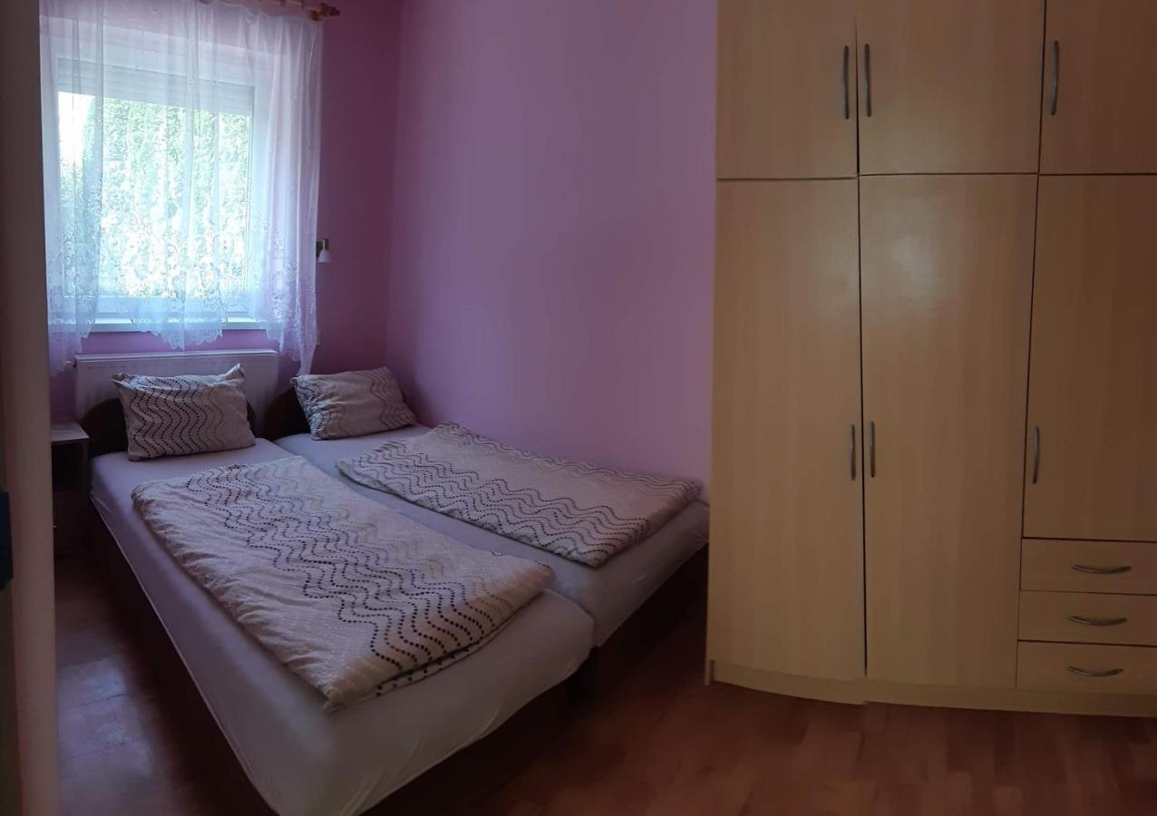 Rózsa Apartment Hajdúszoboszló Exterior foto